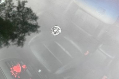 Скол на лобовом не даст трещину - обработайте его средством из косметички ИА KrasnodarMedia