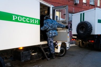 Приставы Евгений  Кулешов, ИА PrimaMedia