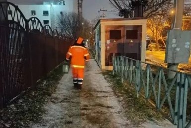 Более 420 км дорог обработали от гололеда в Краснодаре за ночь