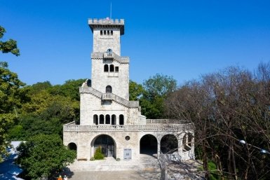 Проект реставрации башни и строительство канатки на горе Ахун в Сочи заморозили пресс-служба Сочинского национального парка