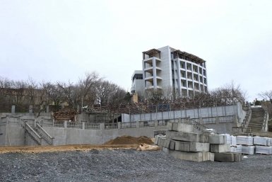 Власти Анапы через суд требуют остановить стройку на пляже Утриша t.me/sbmaslova