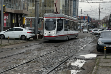 В Краснодаре на Пасху запустят дежурные трамваи и автобусы ИА KrasnodarMedia