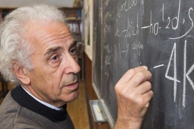 Вы мыслите как Эйнштейн, если справитесь хоть с 4/7 вопросов - ТЕСТ Создано при помощи ИИ