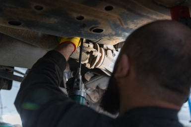 Авторемонт, автосервис, техническое обслуживание, поломка Илья Аверьянов, ИА PrimaMedia