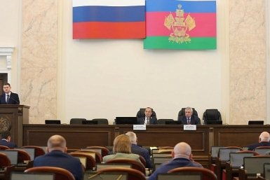 Бурлачко: власти и бизнес Кубани будут преодолевать вызовы совместно