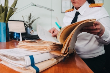 Женщина на Кубани "похоронила" сына и обманом получила 2,2 млн рублей