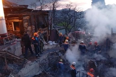 В Туапсе 44 человека и 10 машин расчищают улицы после удара беспилотников