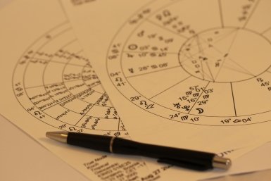 Как пережить сложный период Венеры в Тельце — астролог о главных табу до 14 мая