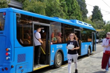 Турсезон в Сочи начнётся с продления работы общественного транспорта