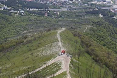 Мэр Геленджика раскрыл секрет красной точки в горах