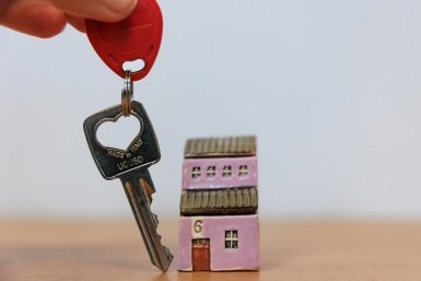 Живущих не по прописке россиян выпишут из квартиры - 5 случаев