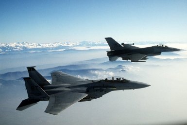 США нанесли ракетные удары по Ирану из-за сбитого вертолета