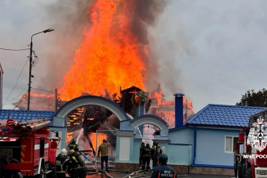 Площадь пожара в Никольском храме в Ессентуках достигла 300 квадратов МЧС Ставрополья