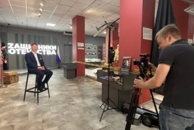 Евгений Мосейко дал интервью для проекта "Разговор с Героем" в музее Фелицына