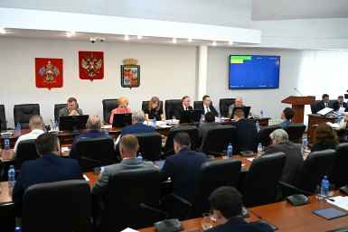В Краснодаре продлили выплату контрактникам и списали налоги погибшим
