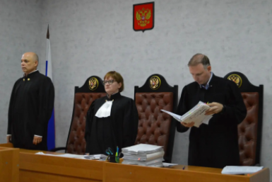 Суд вернул на пересмотр дело о похищенной машине жительницы Кубани