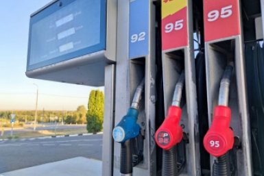 Кубанский депутат предложил ввести "чет-нечет" и QR-коды из-за топливного кризиса