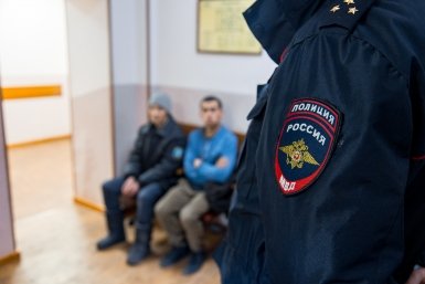Полиция Краснодара проверяет нападение подростков на мужчину