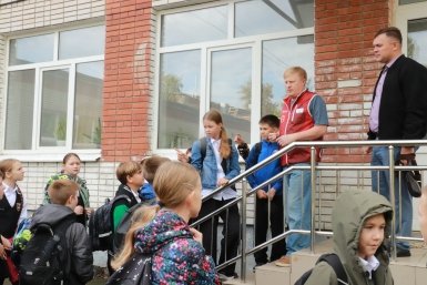 В краснодарской школе № 24 прошла &quotБольшая пожарная игра&quot Пресс-служба МЧС России по Краснодарскому краю