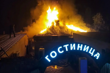 Под Краснодаром сгорели 300 "квадратов"  банного комплекса
