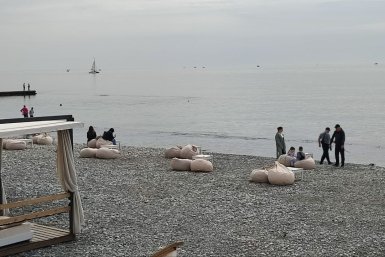 Росприроднадзор не зафиксировал загрязнения море после ЧП с танкером в Сочи