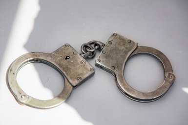 Петербурженка пыталась убить сына уксусом и утопить в озере