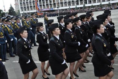 Среди парадных расчетов было несколько женских Ирина Чувасова, KrasnodarMedia