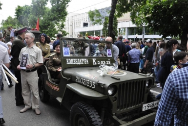Любой желающий мог сфотографироваться в ретро-автомобилях Ирина Чувасова, KrasnodarMedia