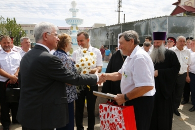 Власти Кубани и Краснодара поздравили жителей с Днем любви, семьи и верности Ярослав Потапов, с официального сайта администрации Краснодара