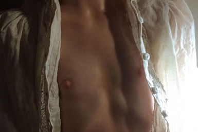 Если не знать, что это кукла, легко поверишь - на фото реальный человек instagram Михаила Зайкова