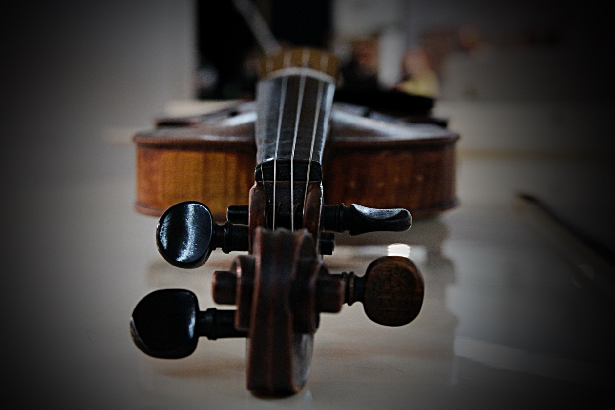 Эти песни больше 10 лет поют в караоке: вот, за что их так ненавидят мужчины Владислав Беляцкий, ИА SakhalinMedia