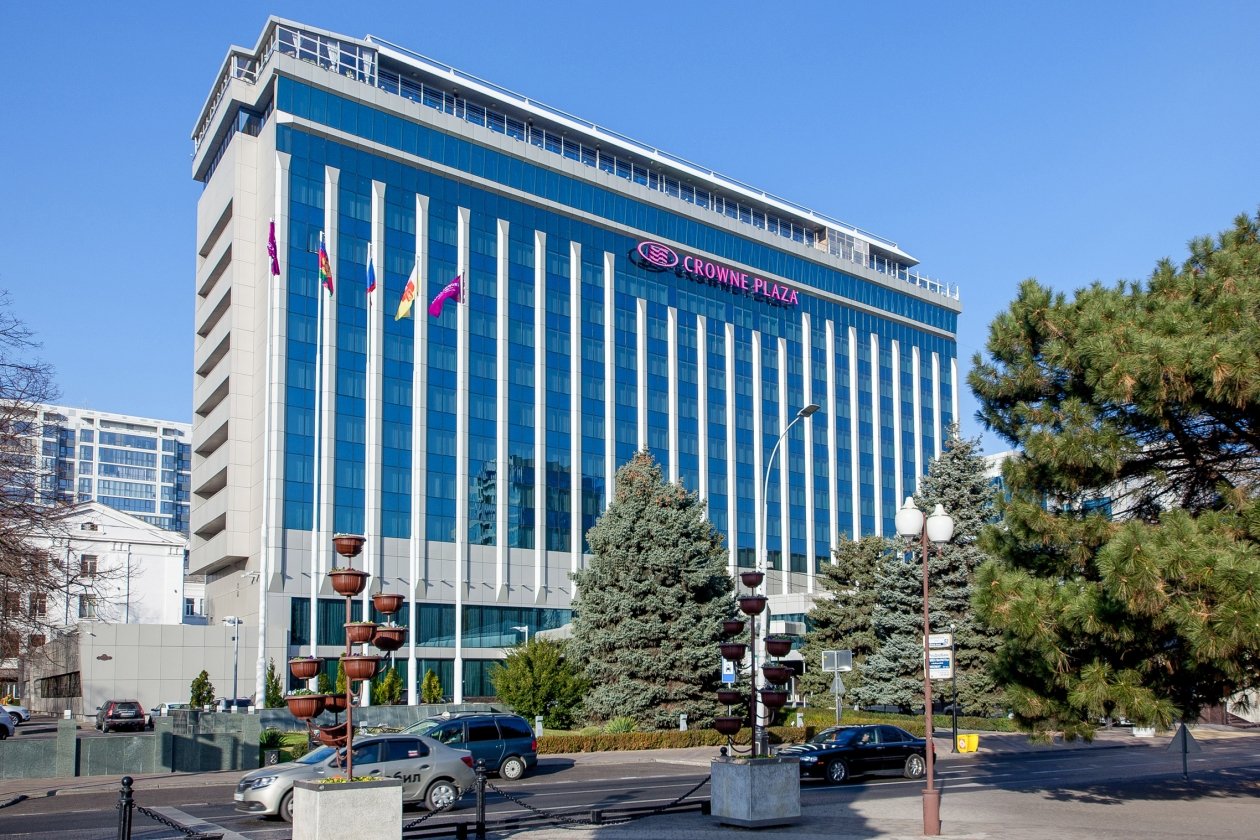 Бывшую гостиницу &quotИнтурист&quot в центре Краснодара могут вернуть государству Пресс-служба отеля Crowne Plaza