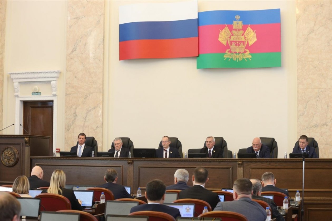 Депутаты ЗСК расширили список на льготное жилье на Кубани пресс-служба Законодательного собрания Краснодарского края