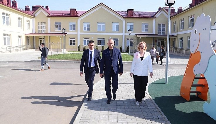 Депутаты Заксобрания Кубани оценили темпы соцразвития Красноармейского района Пресс-служба Заксобрания Краснодарского края