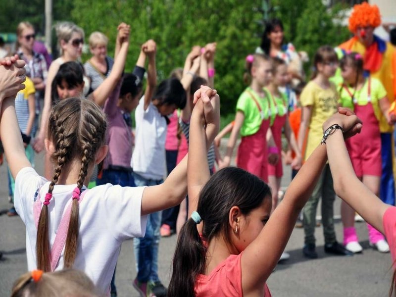 Улыбки детей — лучшая награда: группа компаний &quotНВМ&quot провела праздник для ребят из семей участников СВО Мария Оленникова