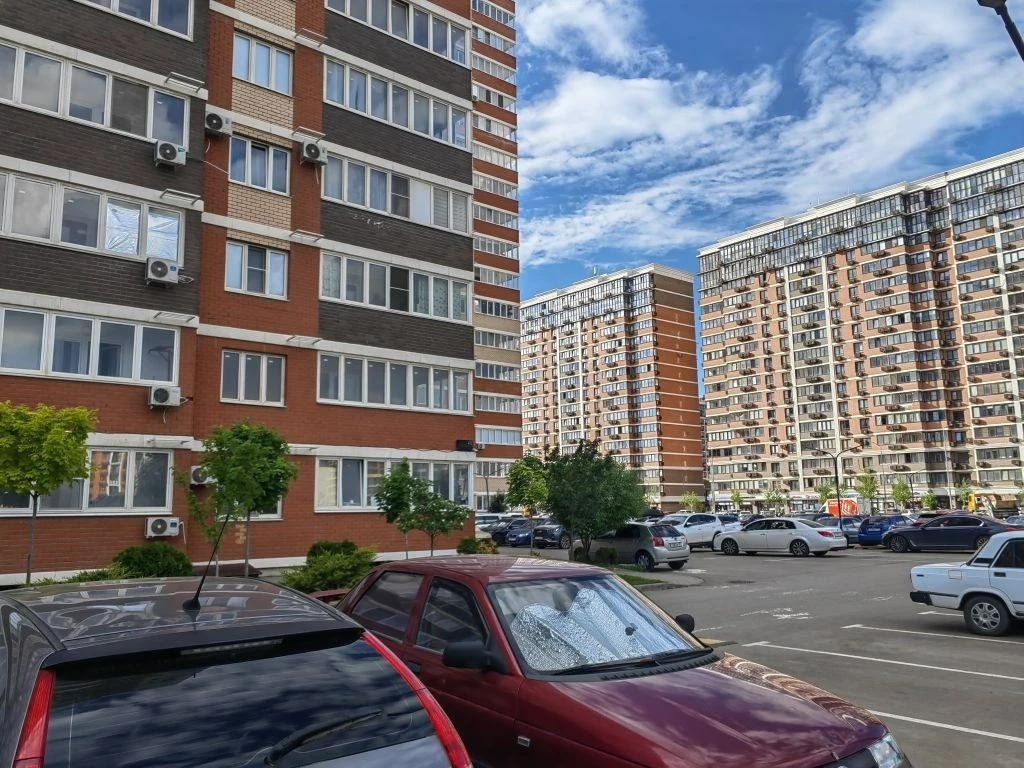 Во всех восьми приморских городах Кубани количество квартир в продаже уменьшилось