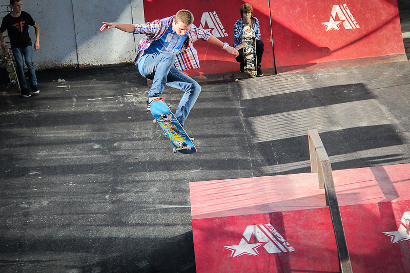 Выполнение трюков