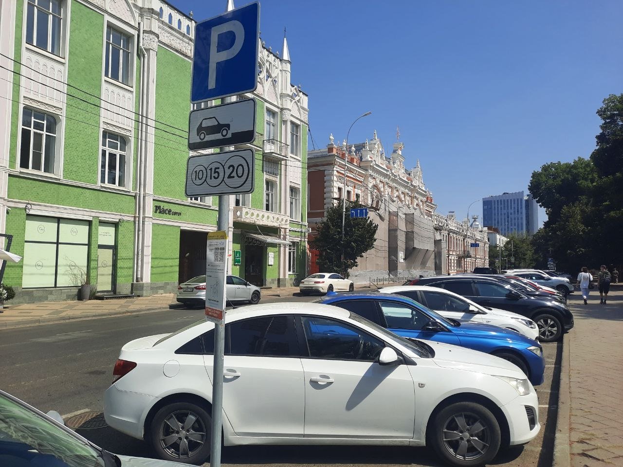 В Краснодаре с начала года на штрафстоянку эвакуировали более 8,6 тысячи авто