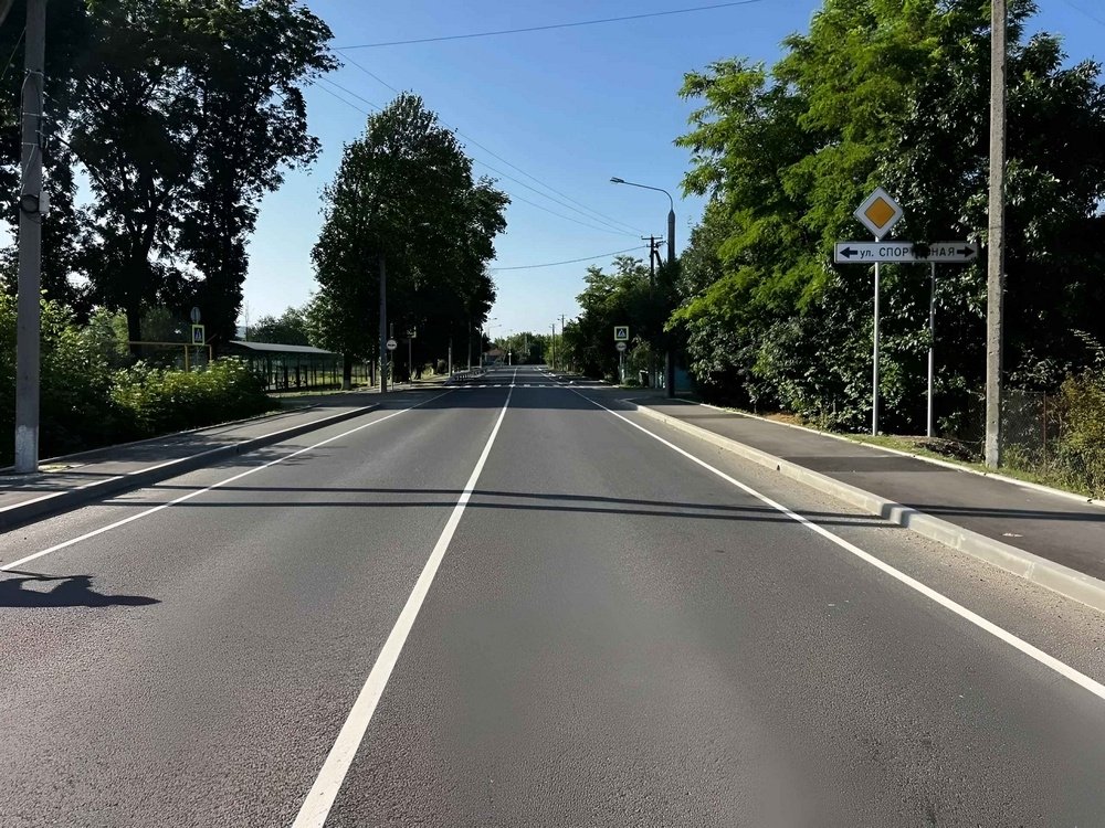 На Кубани завершают ремонт трассы в Лабинском и Мостовском районах