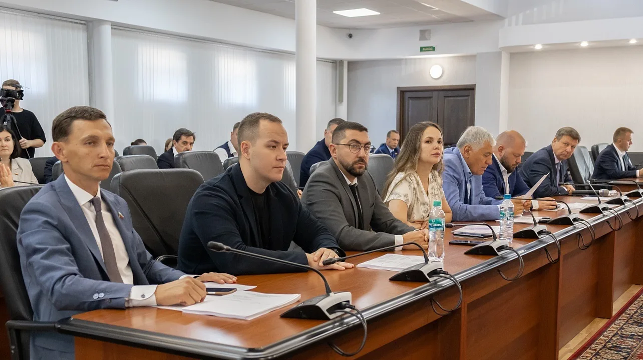 Вера Галушко: поправки в бюджет обеспечат строительство коллектора и соцобъектов