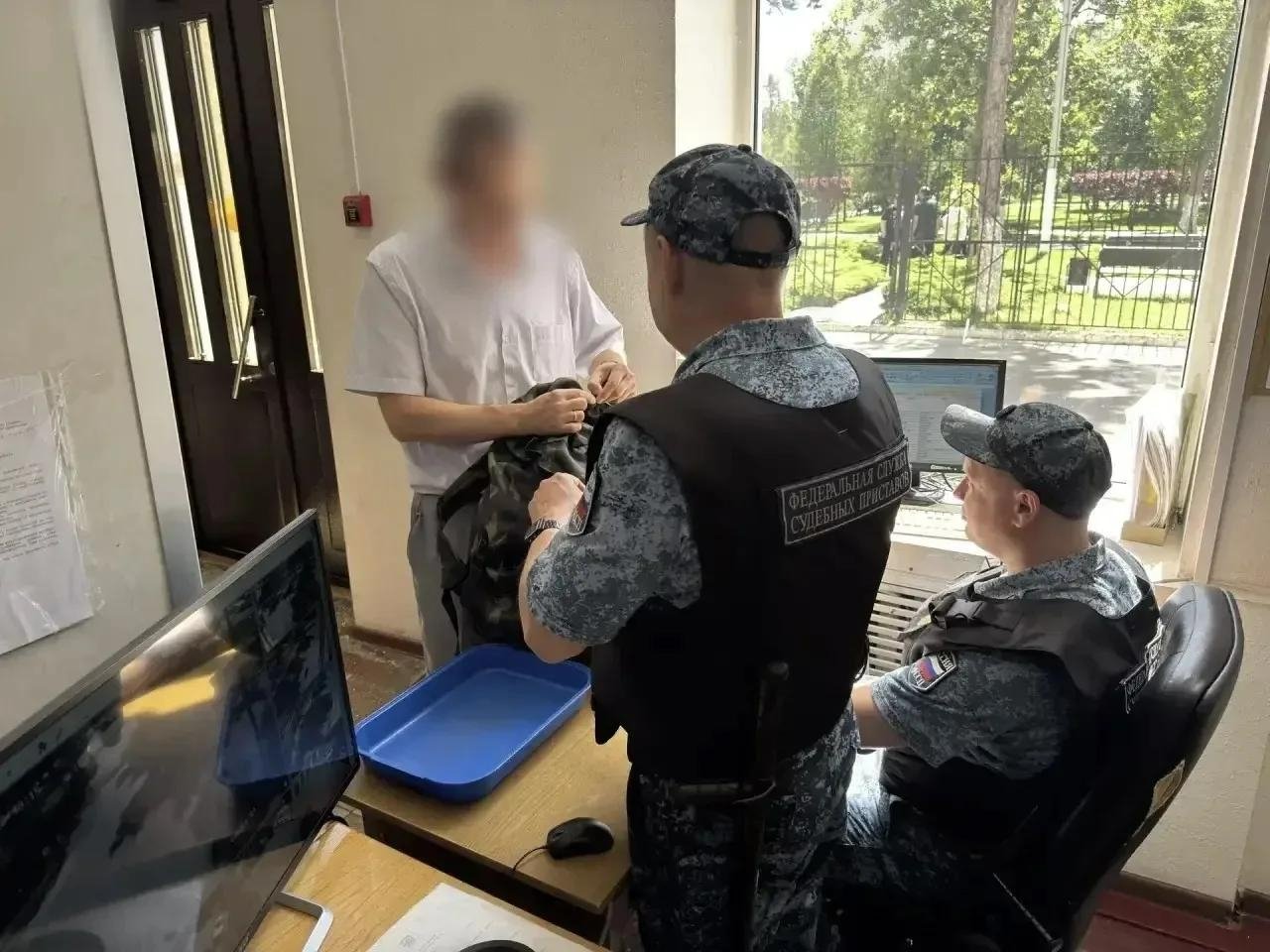 В суде Крымска задержали нарушителя с корпусом гранаты &quotСмерш&quot пресс-служба ГУ ФССП России по Краснодарскому краю